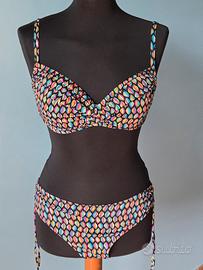 COSTUMI DONNA NUOVI