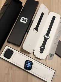 Apple Watch 7 GPS Nike Sport 45mm nero