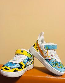 Scarpe Nike dipinte a mano