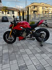 Ducati streetfighter V4s