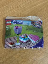 30411 LEGO Friends Chocolate Box & Flower