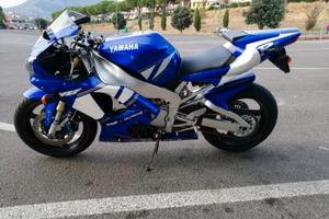 Yamaha R1 YZF 2001