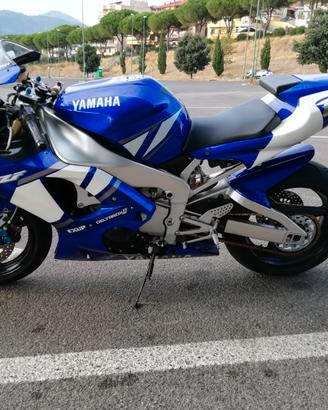 Yamaha R1 YZF 2001