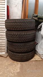 Gomme auto estive