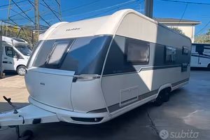 HOBBY DE LUX EDITION 8.3M DOPPIO ASSE