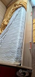 letto singolo compreso di materasso usato pochissi
