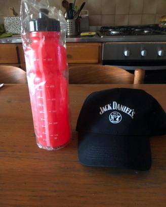 Cappello jack daniels e borraccia