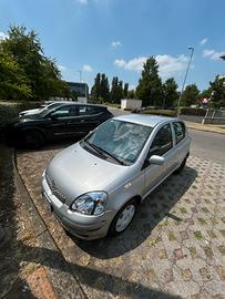 Toyota Yaris 5 porte NEOPATENTATI