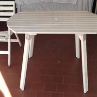 Tavolo pieghevole in legno bianco + 4 sedie