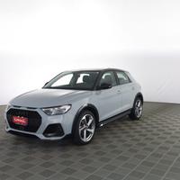 AUDI A1 A1 citycarver 35 TFSI Identity Contrast