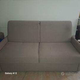 Divano letto matrimonale come nuovo