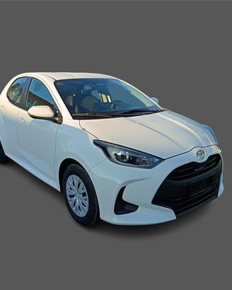 TOYOTA Yaris 4ª serie 1.5 Hybrid 5 porte Active