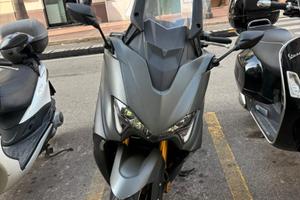 Yamaha T Max 560 - 2021