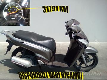 HONDA SH 150 i ANNO 2010 x RICAMBI