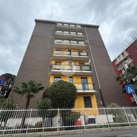 3 LOCALI A PADERNO DUGNANO