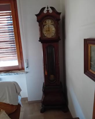 orologio pendolo da pavimento 