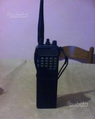 Ricetrasmittente bibanda yaesu