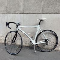Bici da corsa in carbonio
