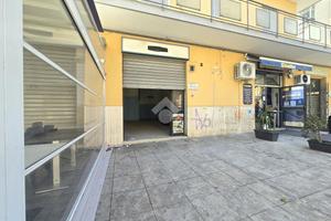 NEGOZIO A PALERMO