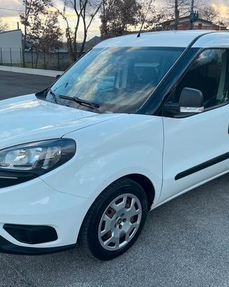 Fiat Doblo Doblò 1.6 MJT 120CV S&S Lounge 75000 KM