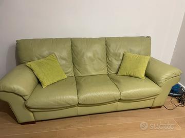 Divano pelle