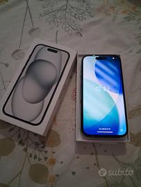 Iphone 15 pari al nuovo, colore nero,  128 gb