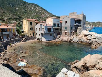 Isola del Giglio, villetta a schiera vista mare