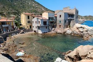 Isola del Giglio, villetta a schiera vista mare