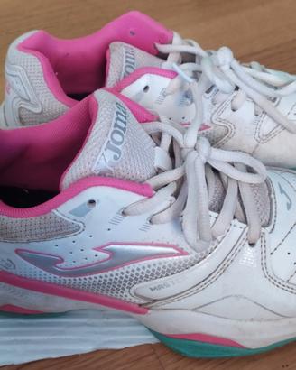 Scarpe da ginnastica con lacci 