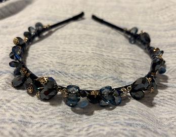Cerchietto gioiello blu e nero con pietre decorati