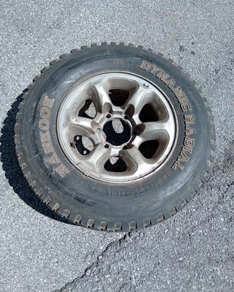 Cerchi e gomme fuoristrada Pajero ecc. 