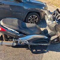 YAMAHA XMAX 125 2010