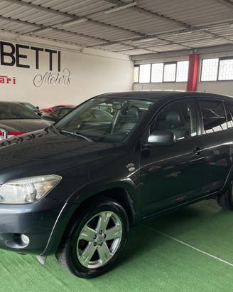 Toyota RAV4 2.2 D-4D 177 CV PERMUTE RATE