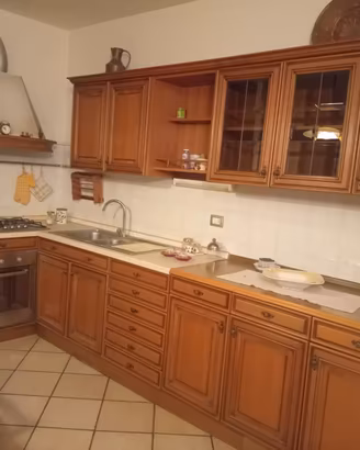 Cucina in legno classica