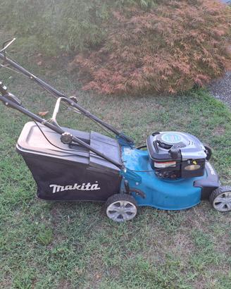 Tosaerba makita PLM4611