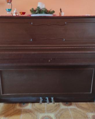 Pianoforte verticale Dietmann
