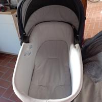 Passeggino ovetto TRIO Chicco Love