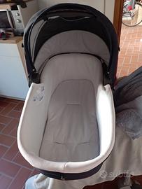 Passeggino ovetto TRIO Chicco Love