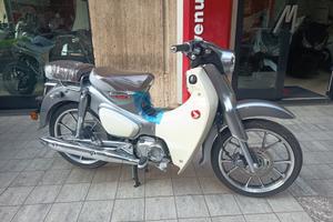 Honda Super Cub ABS 2026 inizi a pagare dopo 4 mes