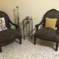 2 sedie stilo classico dal Canada in legno