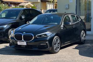 BMW 116d 5p. Business Advantage FARI CAR PLAY