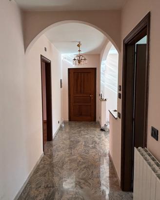Ampio quadrilocale in centro paese