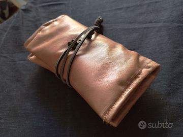 Portatabacco in pelle riciclata marrone