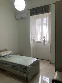 Camera per studentessa