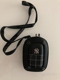 Borsa NY Yankees piccola per macchina fotografica