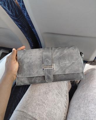borsa grigia