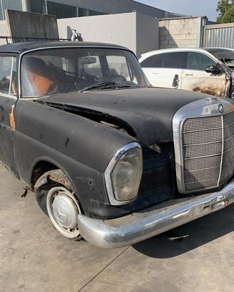Mercedes Classe S W111 Benz 4 cilindri carburatore