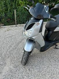 Aprilia sportcity