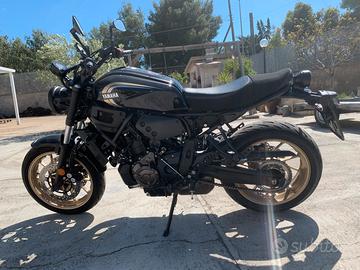 Moto yamaha xsr 700 2024