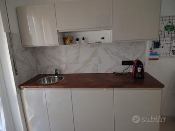 mobile / cucina Ikea (2 anni e mezzo di vita)